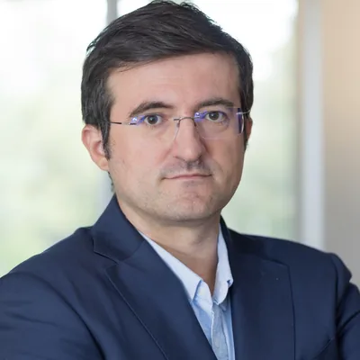 Emil Muthu